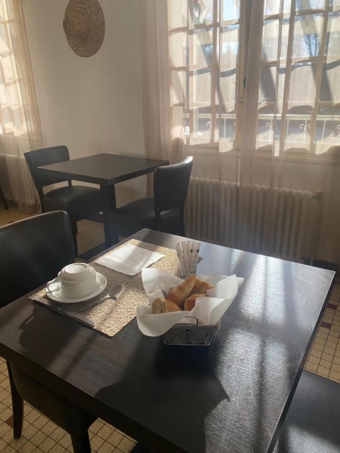 Auberge De Lamagistère エクステリア 写真